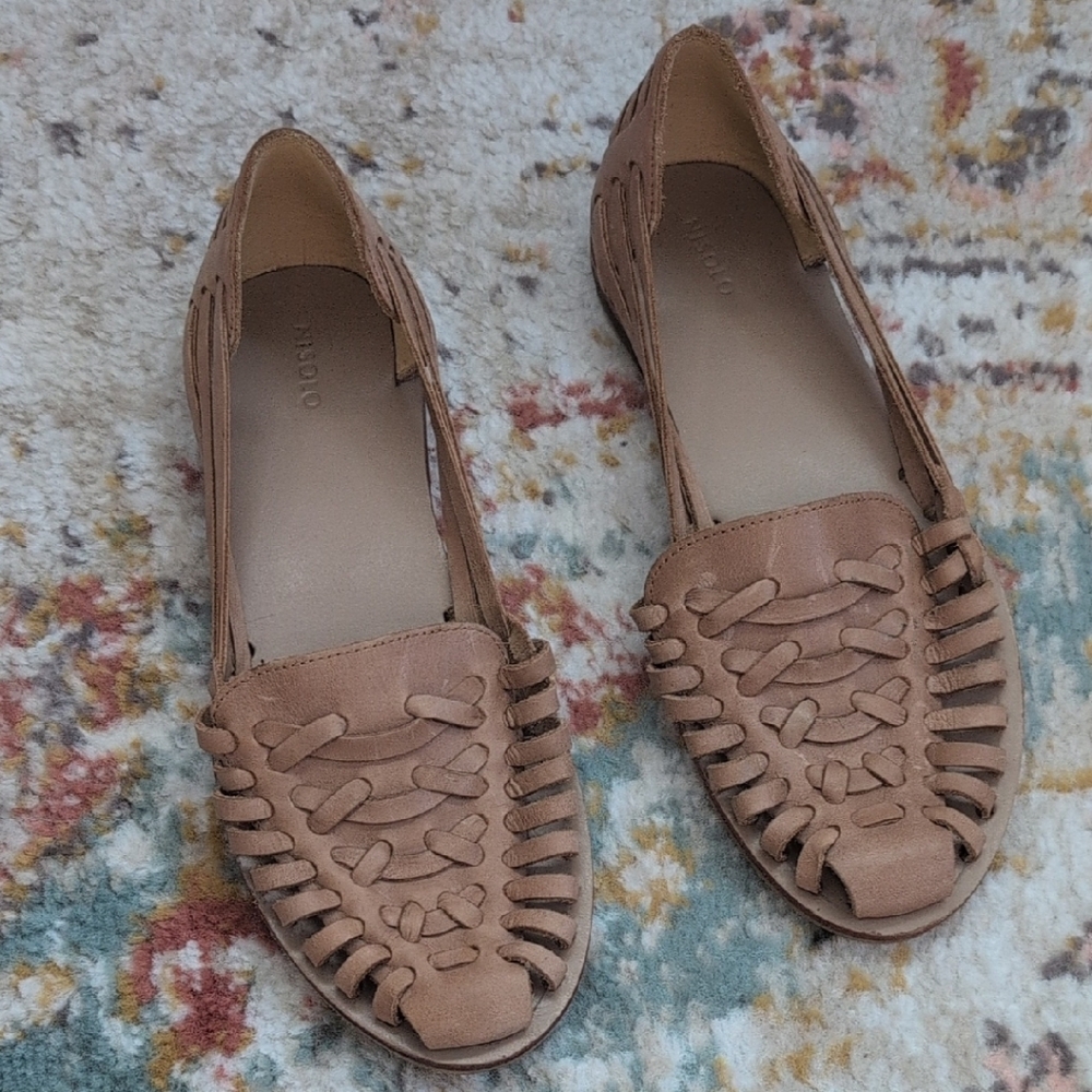 Tan Woven Leather Flat Harrachas